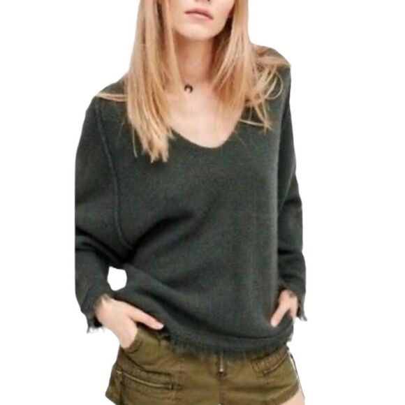 FREE PEOPLE Boho Irresistible Oversized Wool V-Neck Sweater Green XS - Picture 10 of 11